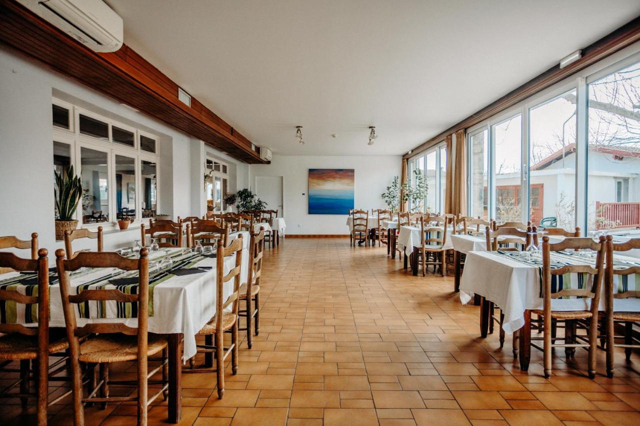 Logis Hotel Restaurant Espelletenia Larceveau-Arros-Cibits Exterior photo